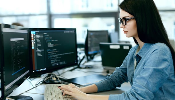 Technicien Spécialisé en Développement Informatique Casablanca : Le Guide Complet pour Se Lancer en 2025