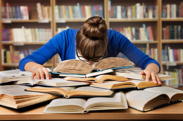 Réussir ses Examens Partiels : Les Secrets des Anciens Étudiants Révélés !